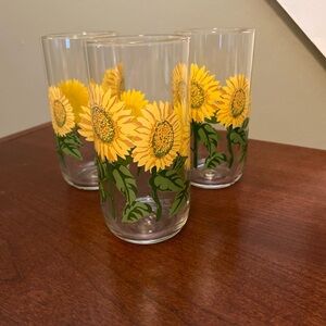 Set Of 3 Vintage Libbey Sunflower Glasses 5.25” Tall